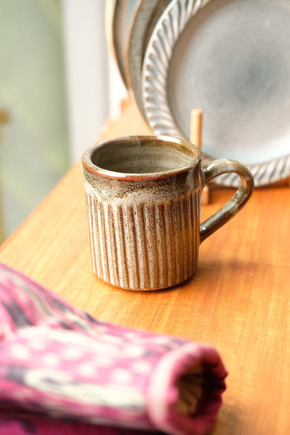 Quail Egg Tall Carved Mug