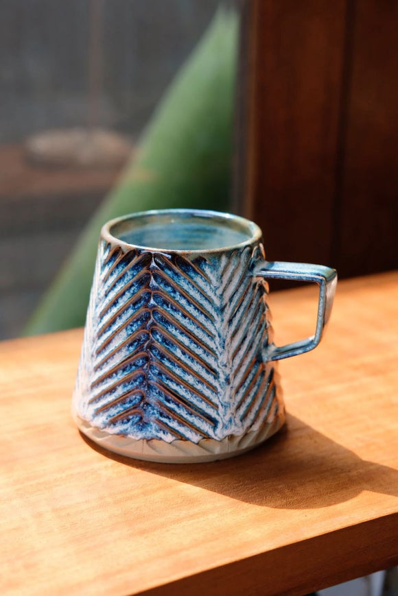 Icicle Fishtail Carved Mug