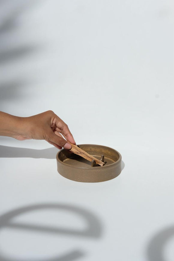 Black Jade Santo Holder